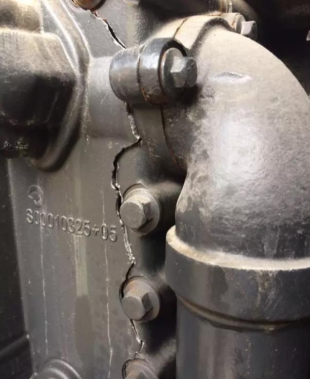 柴油發(fā)電機組凍壞的機體